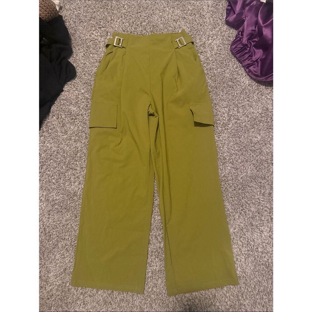 High-Rise Olive Wide-Leg Cargo Pants with Buckle Details